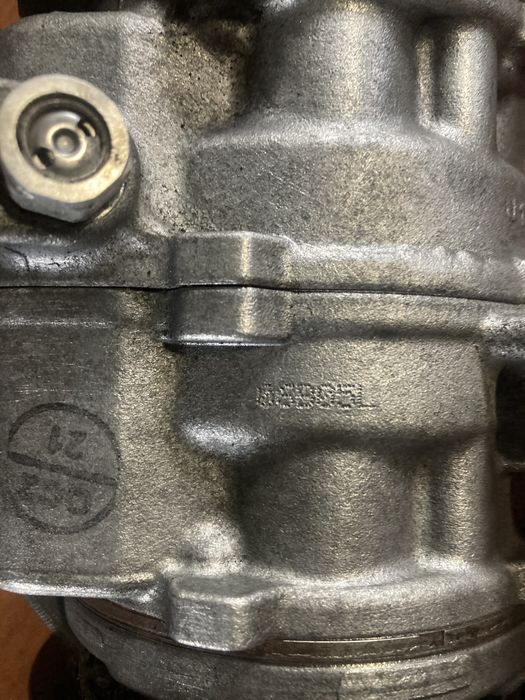 Suzuki Vitara 2020 година 1.4i Компресор Климатик