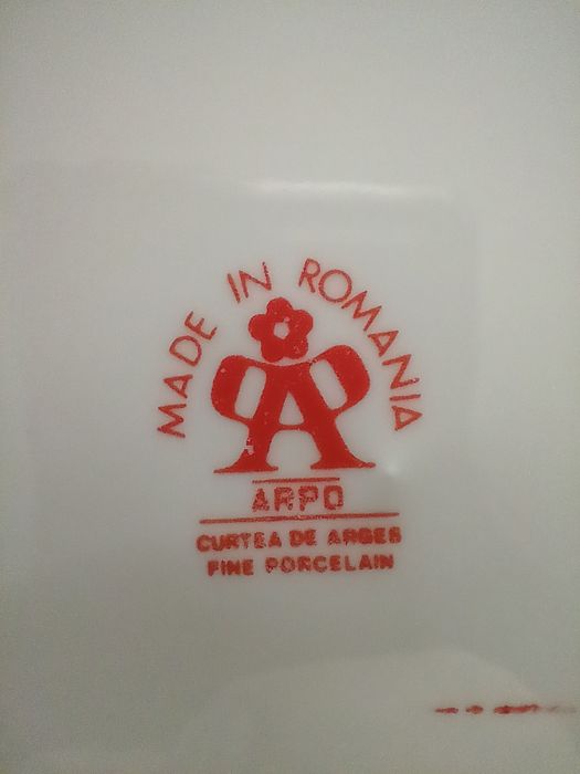 Serviciu masă ARPO Curtea de Argeș 24 piese