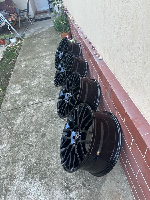 Vand jante Mercedes ,Audi ,VW  5x112/18 MOMO