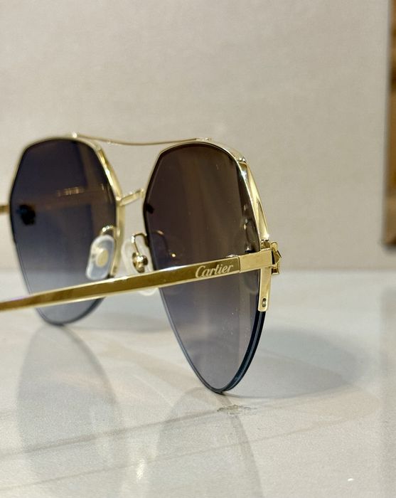 Cartier CT0355S 001 Дамски очила имат забележка