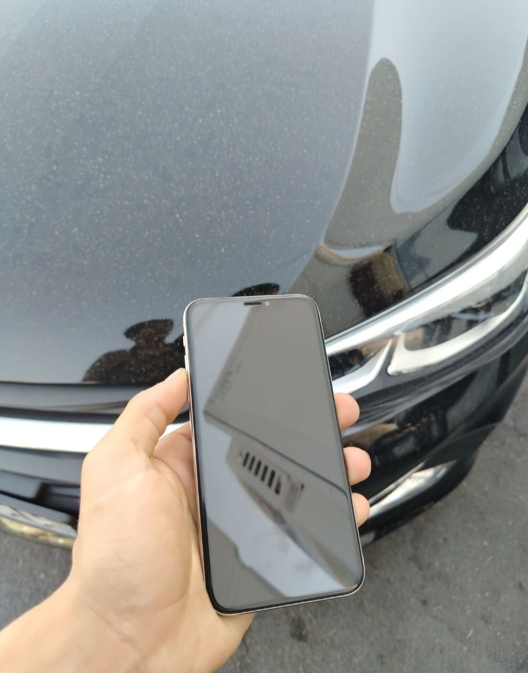 IPhone X  150 minli rasxodi bor