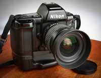 Nikon F90X + Nikon MB-10 + Nikon MF-26 + Nikkor 28-80mm F3.5-5.6D