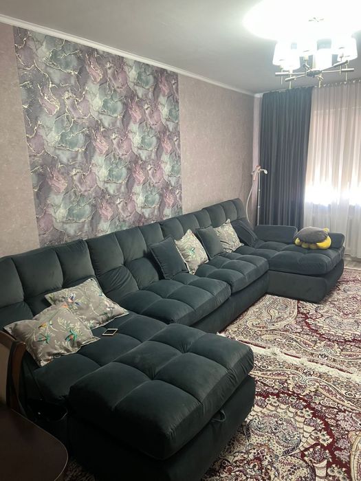 Продается диван в отличном состояний