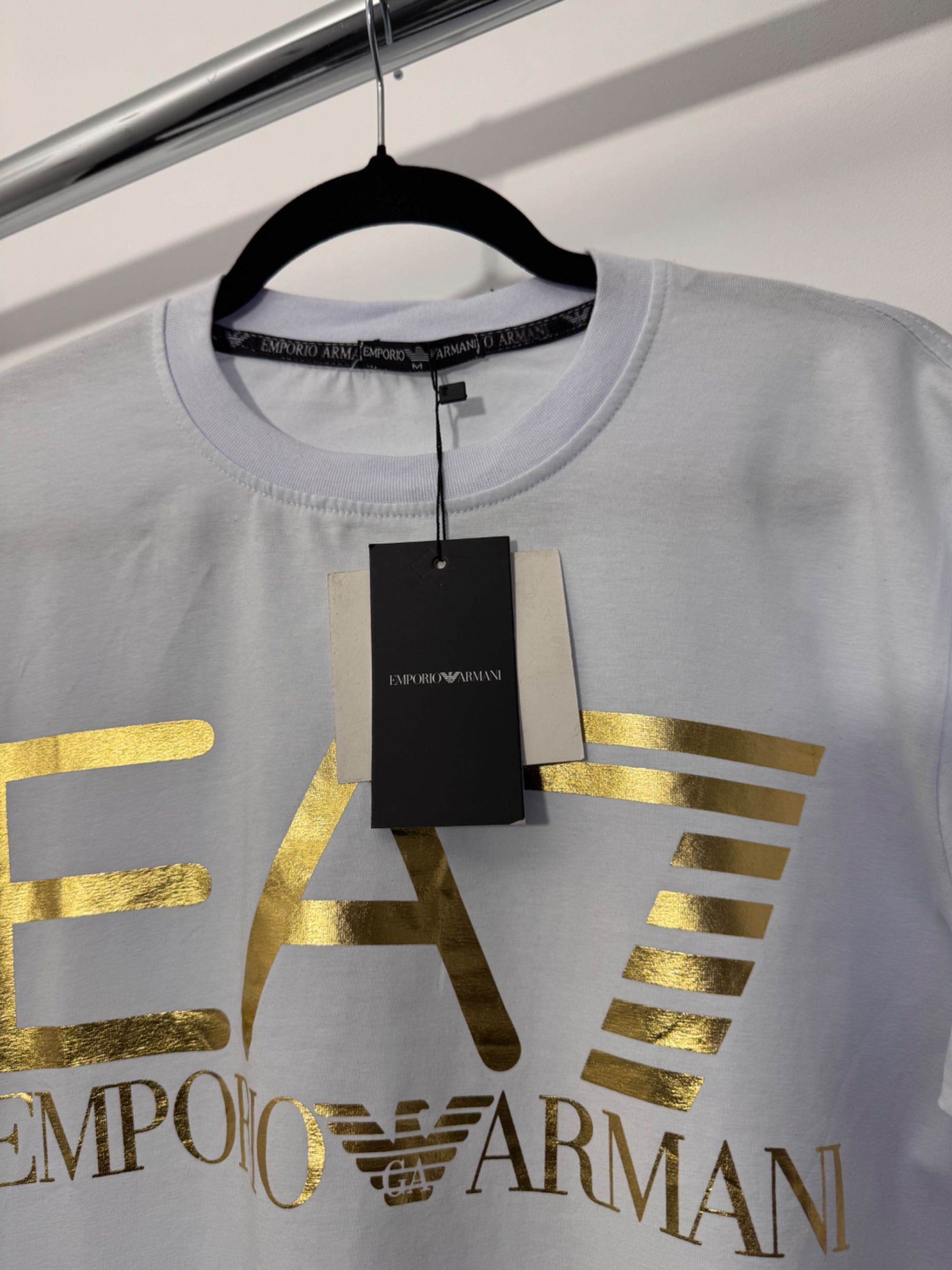 Tricou alb Emporio Armani PREMIUM cu logo auriu
