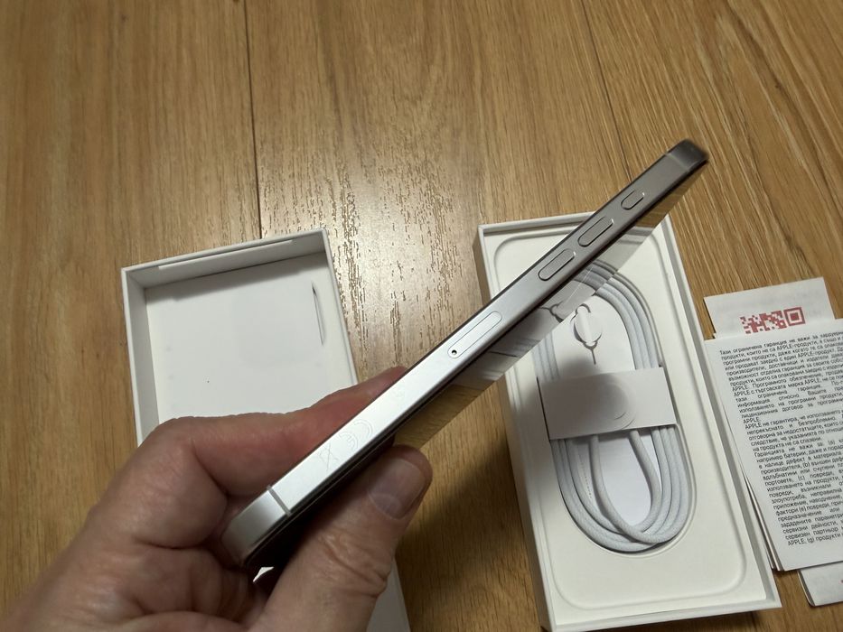 iPhone 16 Pro Max WHITE 512 GB Официален. Гаранция!