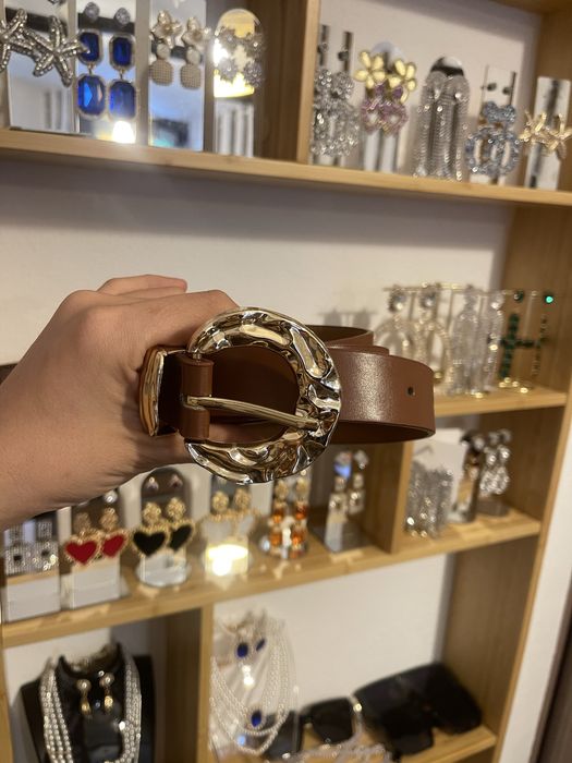 Curele noi de vanzare