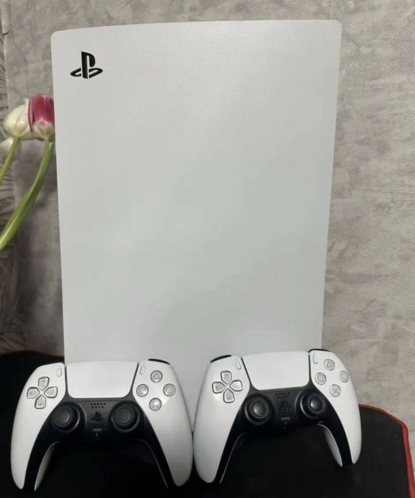 Продам Play Station 5  1 Tb с играми