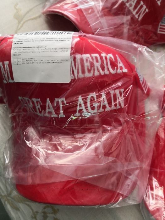 Șapcă campanie Trump