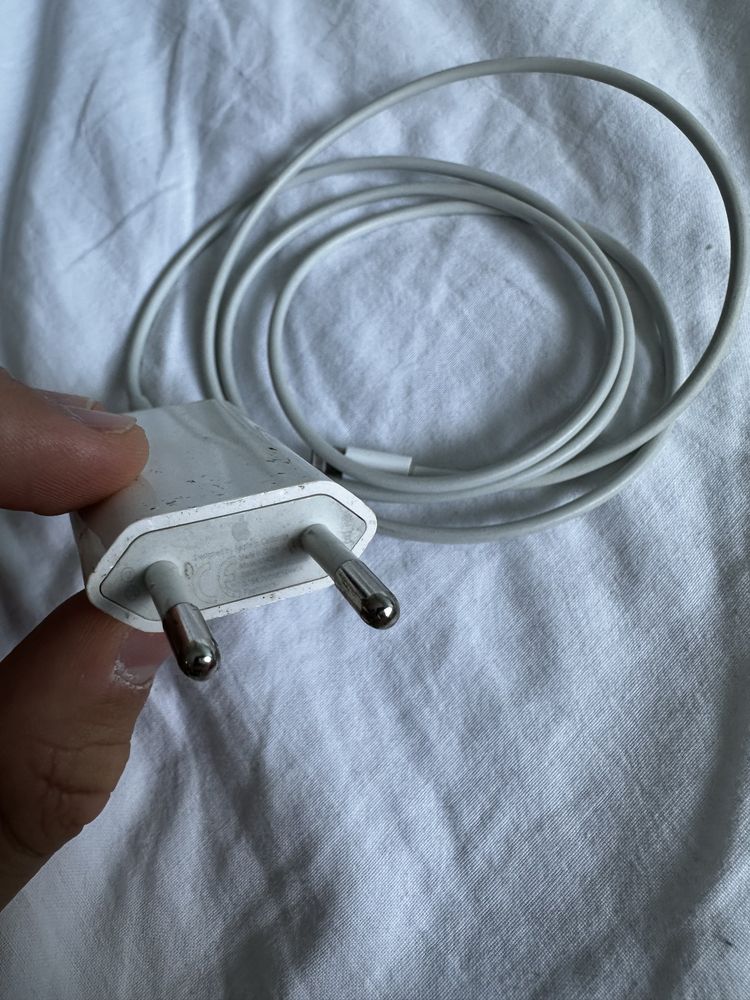 iPhone SE 2022 128gb с калъфи
