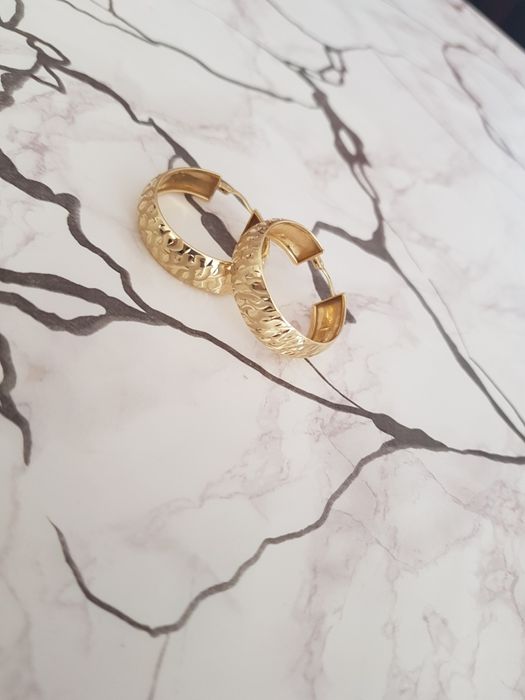 Vând cercei aur 14 k purtati o singură data 5,36 grame!Preț negociabil