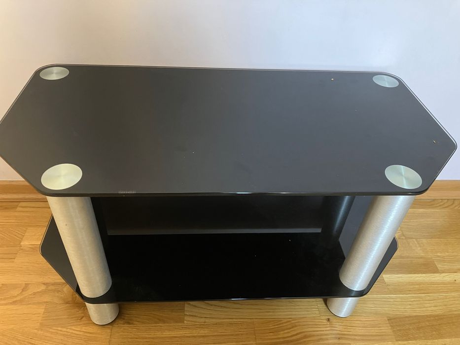 Стъклена масичя на колелца