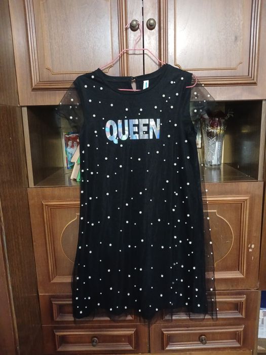 Продам нарядное платье