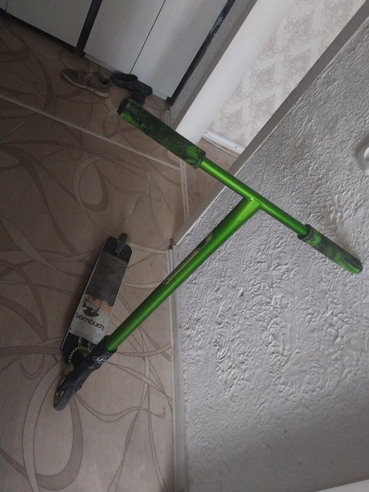 Продам самокат (кастом)