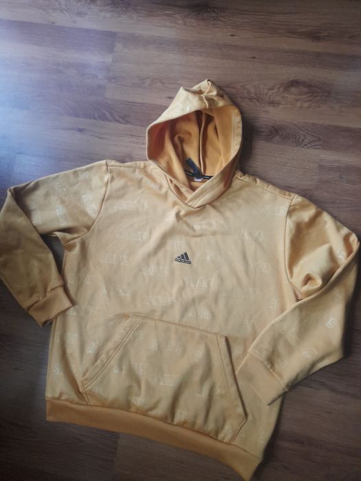 Adidas Суичър L размер.