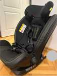 CHIPOLINO Стол за кола 0-36 кг. ТЕХНО ISOFIX 360° ЧЕРНО
