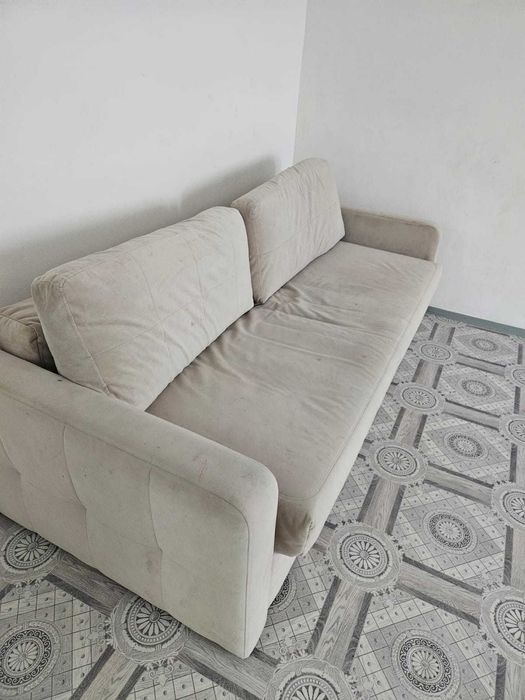 Диван раскладной б/у