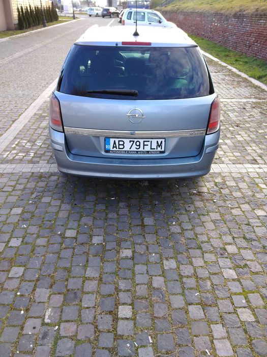 Vând opel astra H