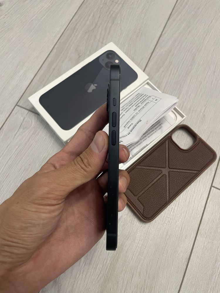 iphone 13 в идеальном состоянии