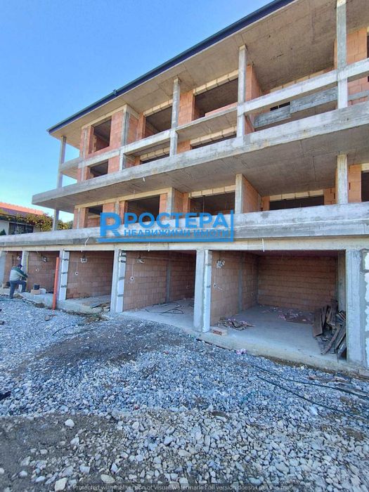 ГАРАЖ! Плащане на Вноски!!! КВАРТАЛ ЗАПАД 1 !!!