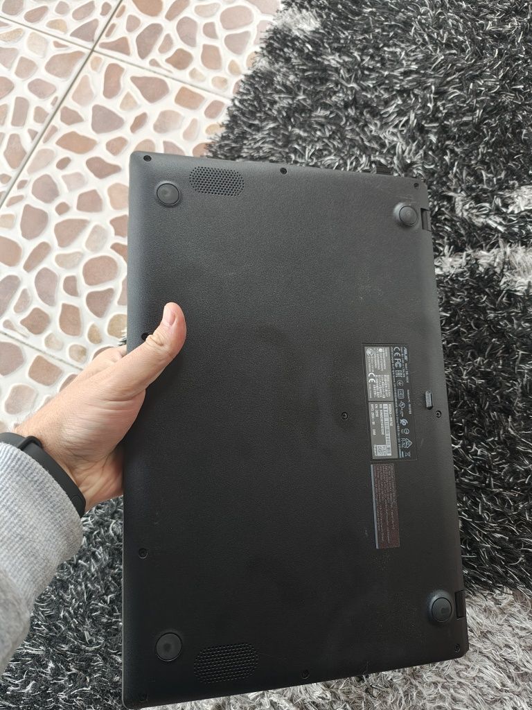 Laptop Asussss..
