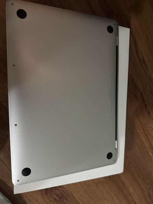 Vand Mackbook Pro 2017 ,impecabil ca si nou