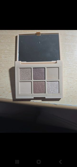 Paleta de farduri essence