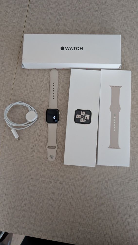 Apple watch se2 40mm