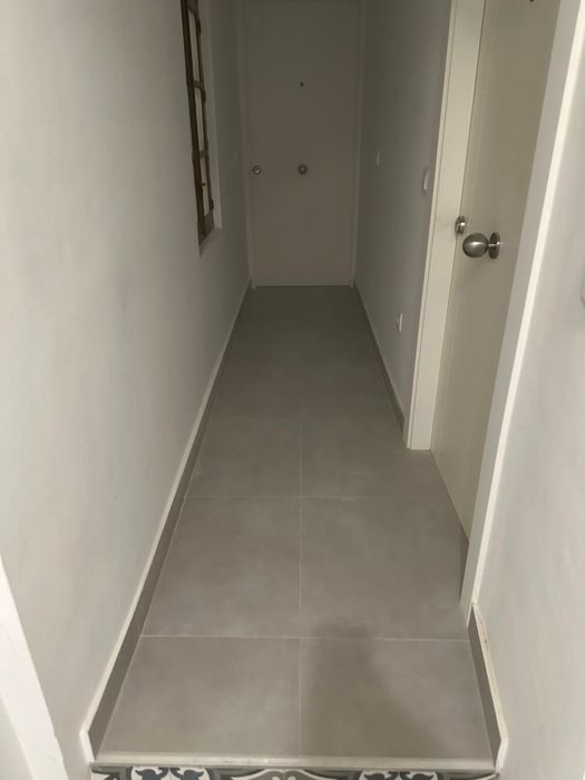 Zugrav cu experiență - caut lucrari