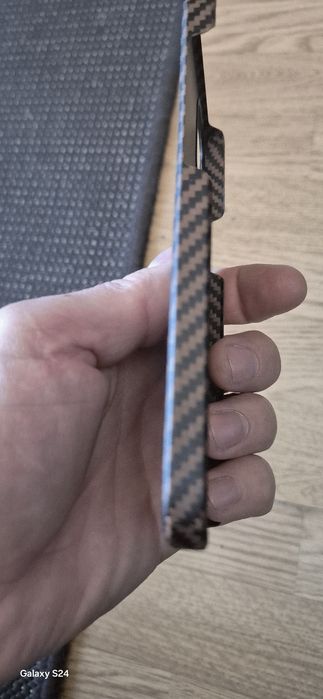 2 Huse carbon iphone 12