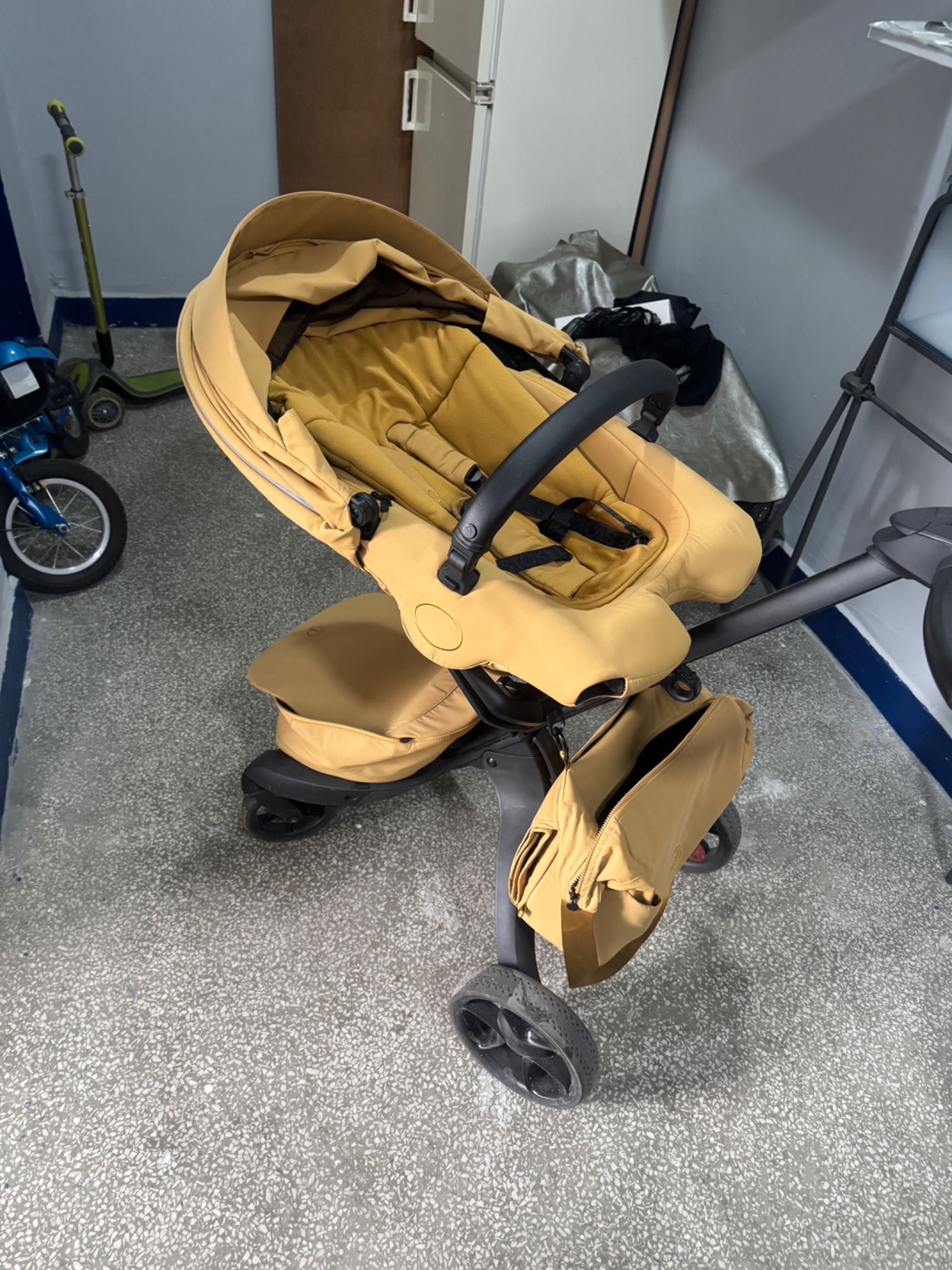 Stokke® Xplory® X - цвят Golden Yellow