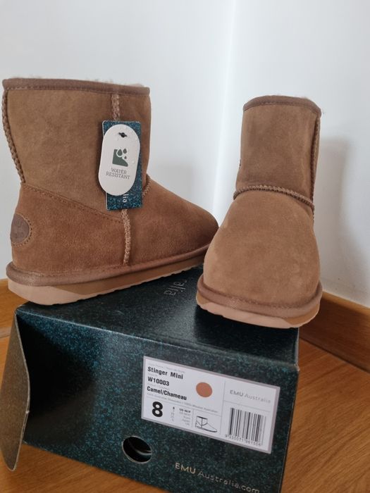 Cizme EMU Australia 39 noi - similar UGG(potrivite 37jum-38)