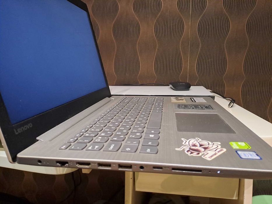 Лаптоп Lenovo ideapad 330 1TB
