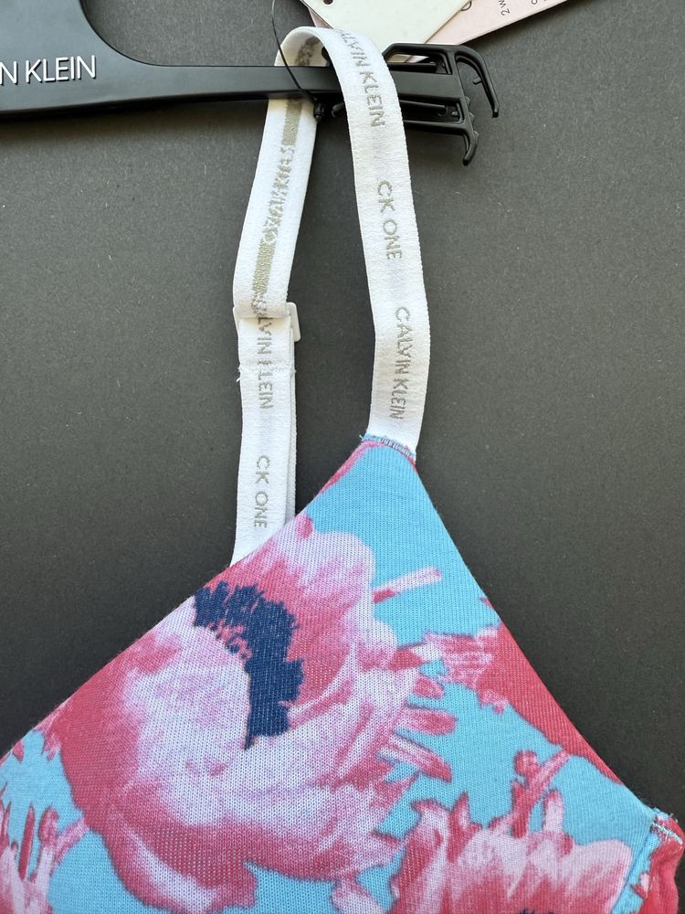 Сутиен с флорални мотиви Calvin Klein /XS, S/