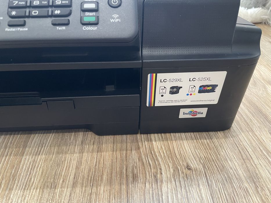 Мултифункционално устройство 4в1 Brother MFC-J200