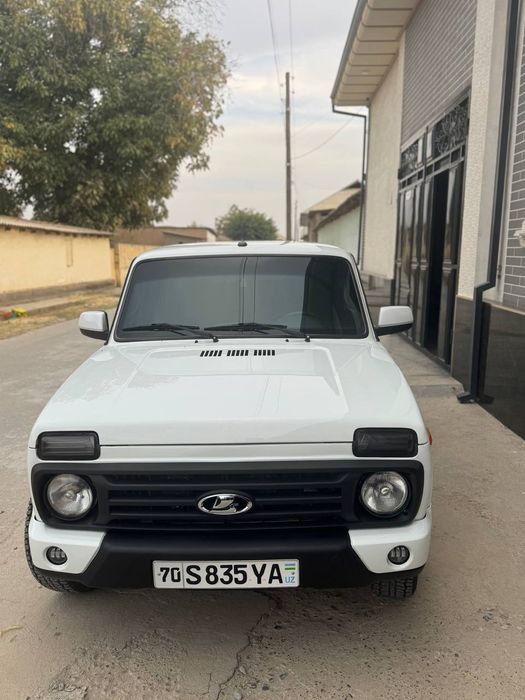 Нева сотилади холати аъло даражада