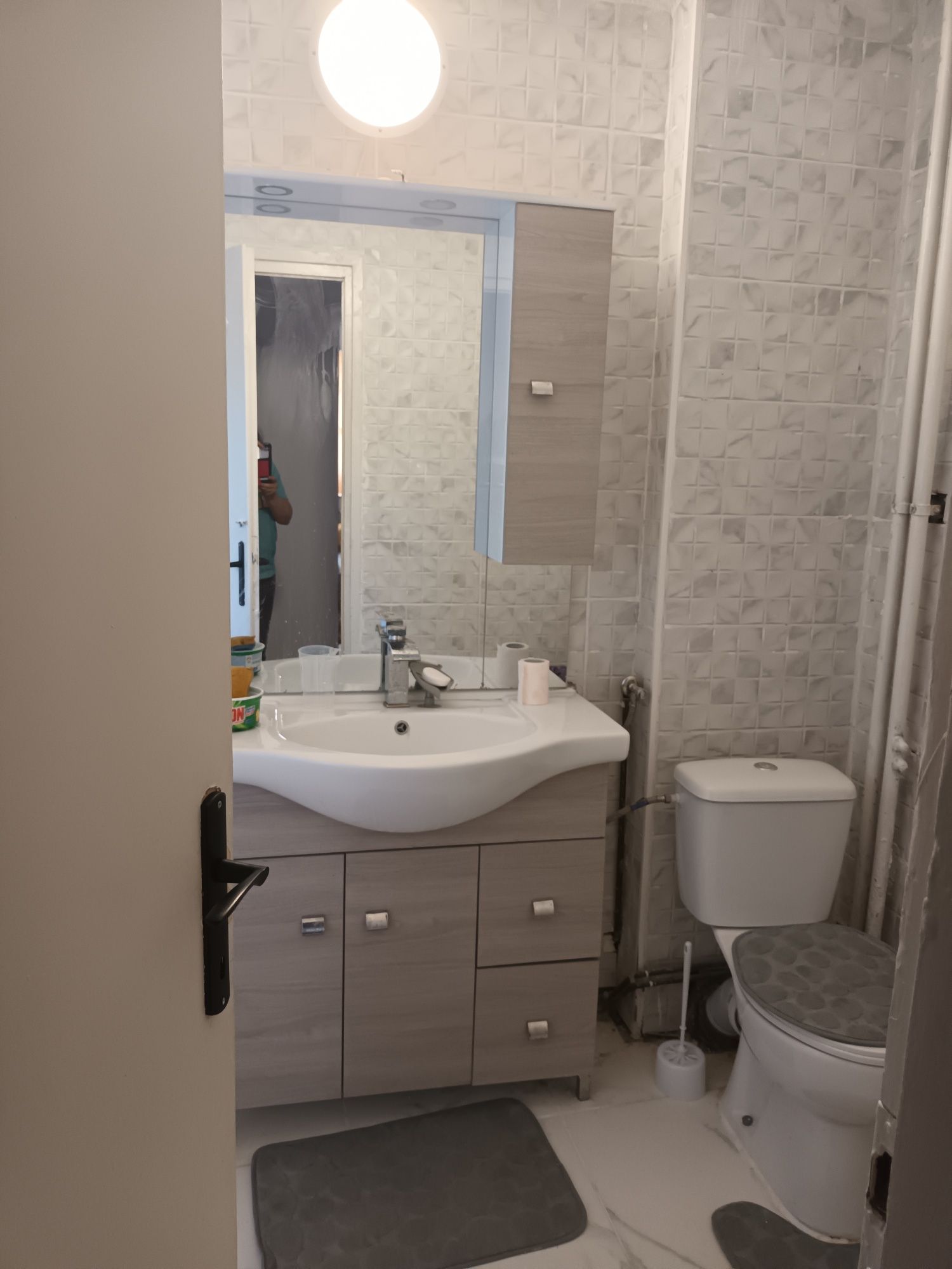 Proprietar inchiriez ap. 4 camere ultracentral