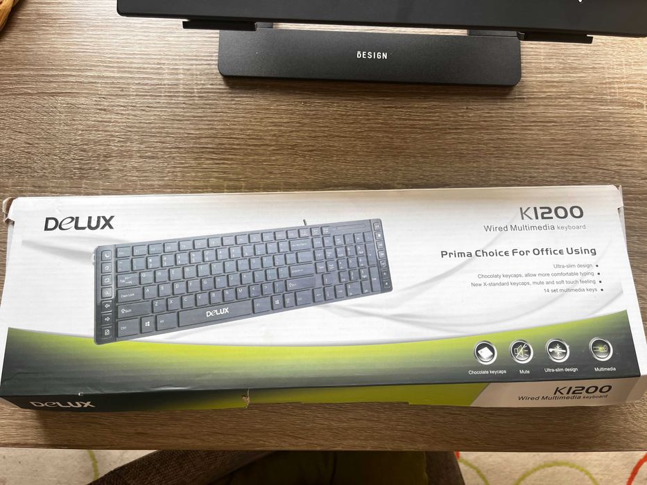 Клавиатура Delux с USB