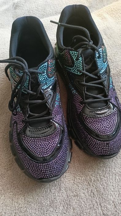 Дамски маратонки GUESS