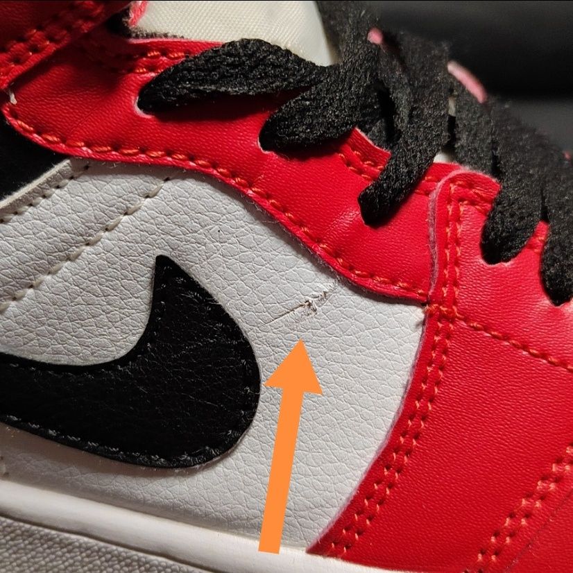 Nike Air Jordan 1 Mid Chicago , номер 37