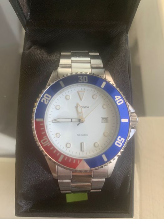 Часовник SEKONDA