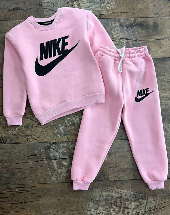 Детски екипи Nike