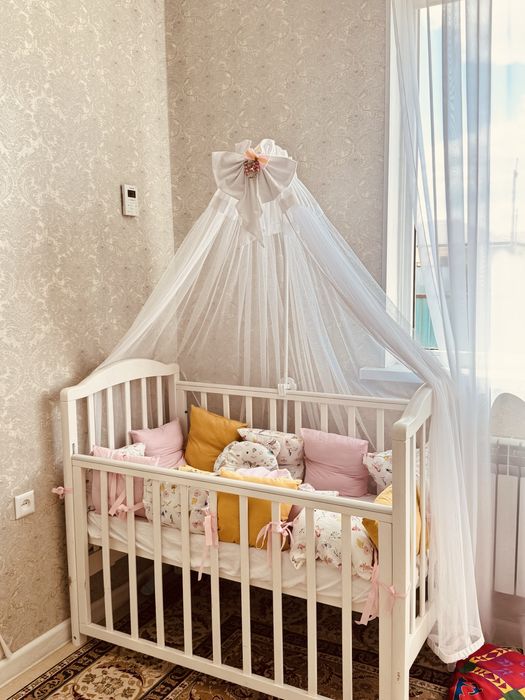 Продам манеж с бортиками