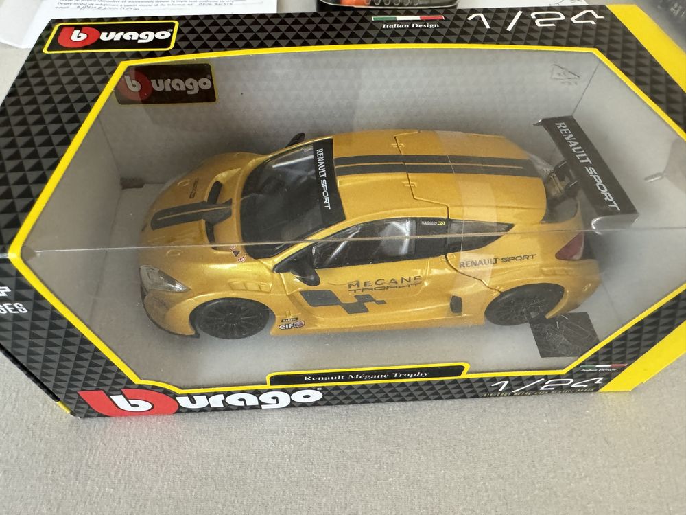 Bburago Renault Megane 1/24