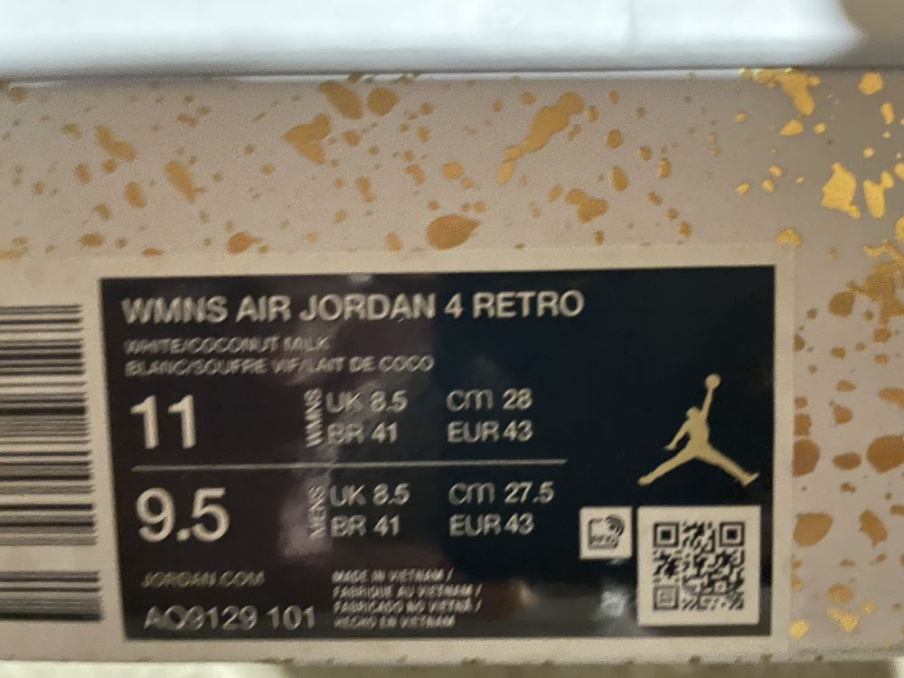 Air Jordan 4 Retro
