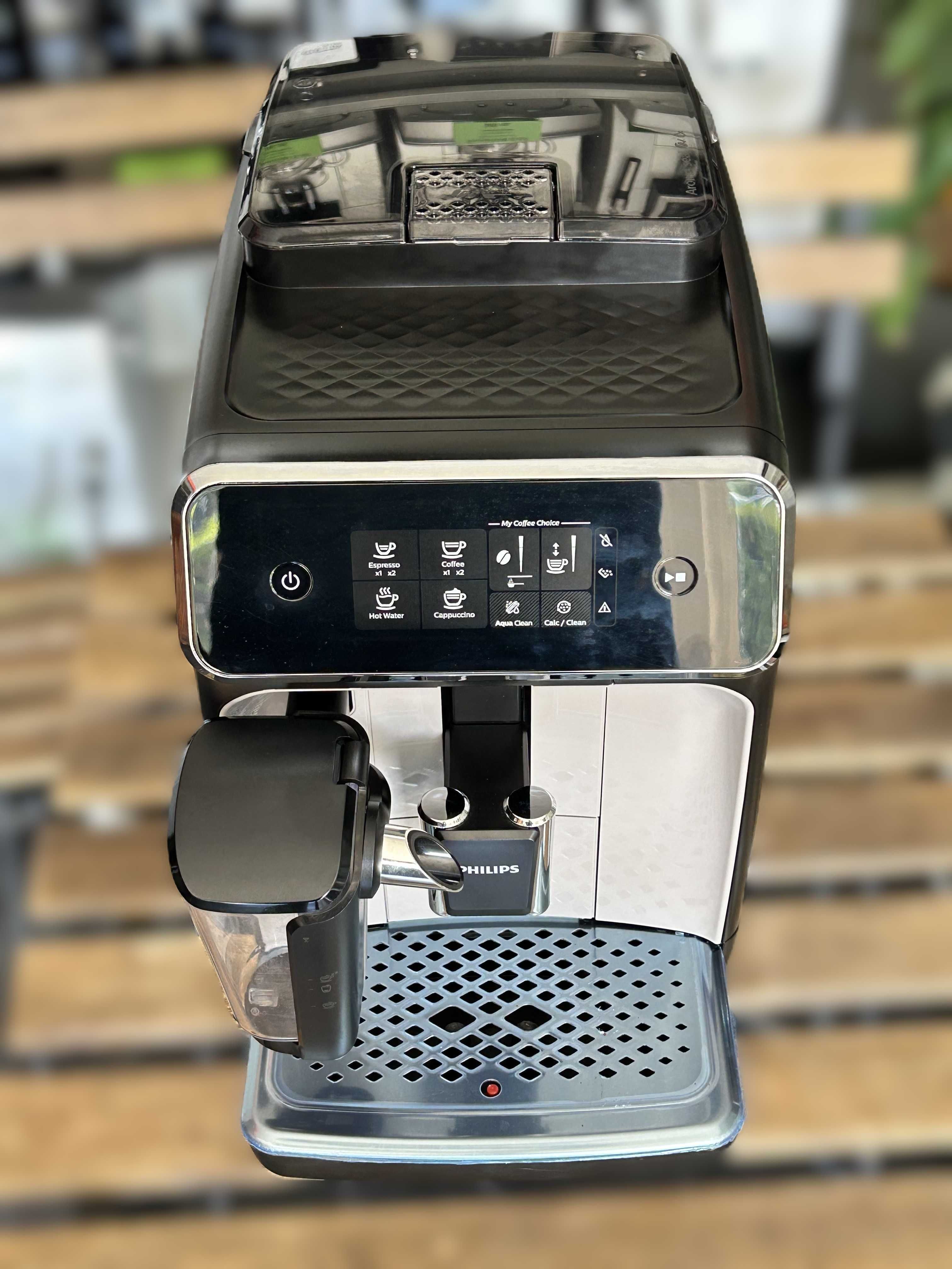 Кафемашина Philips Latte Go Серия 2200