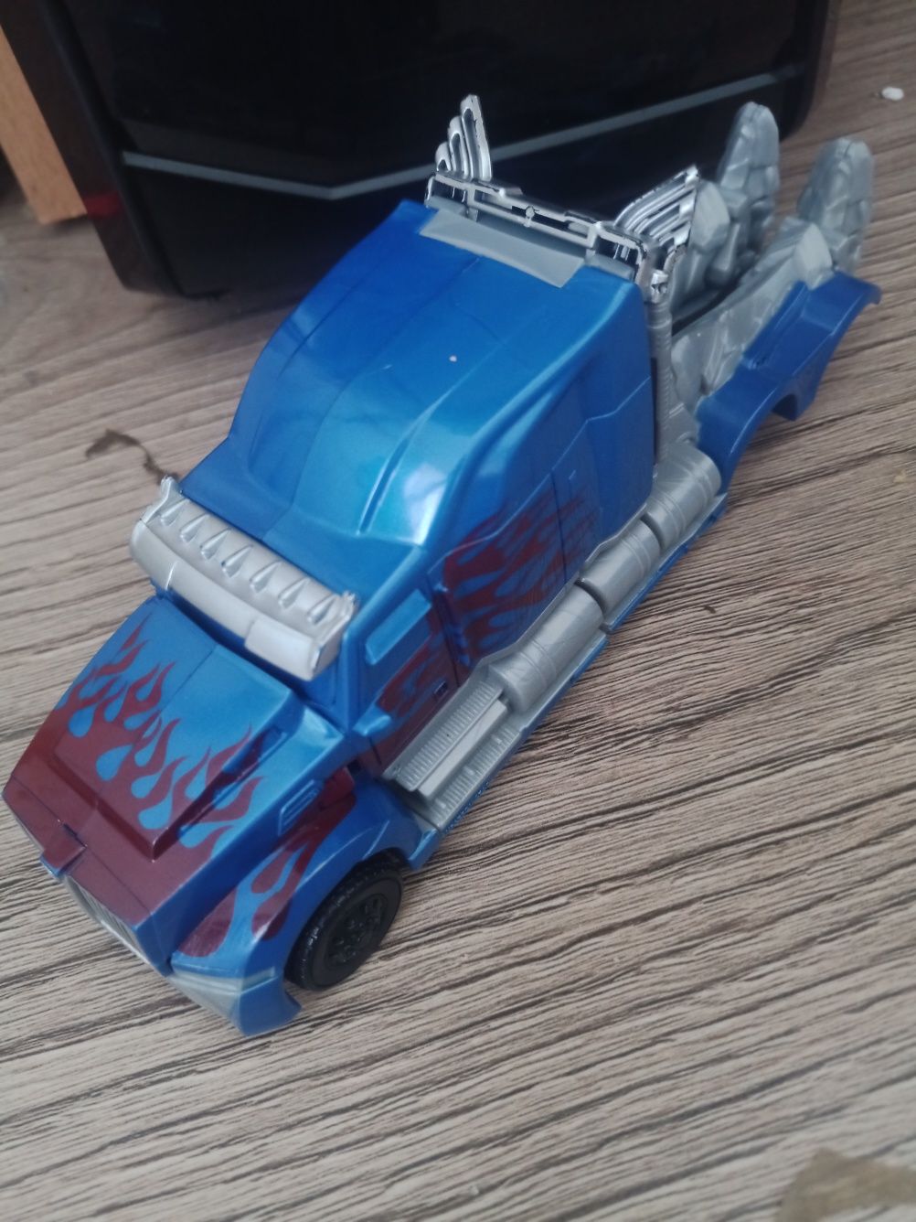 Optimus prime figurină de acțiune