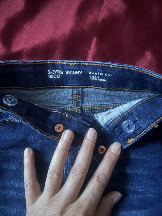 Детски дънки 2-3 г