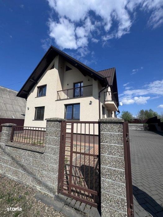 Casa individuala cu 5 camere, 450mp teren, Satu Mare