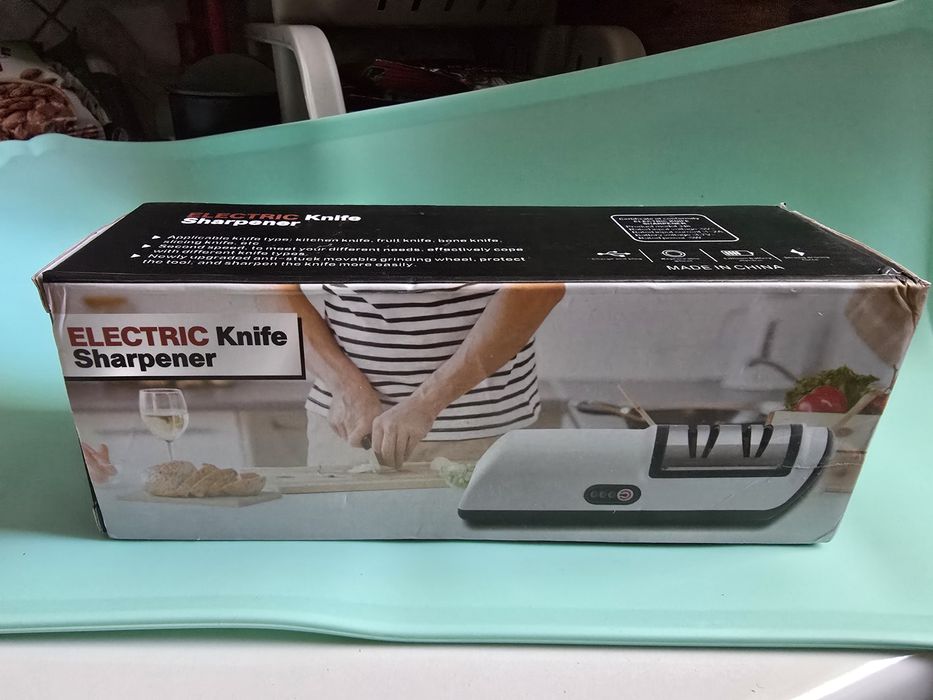 Ascuțit cuțite electric (acumulator)