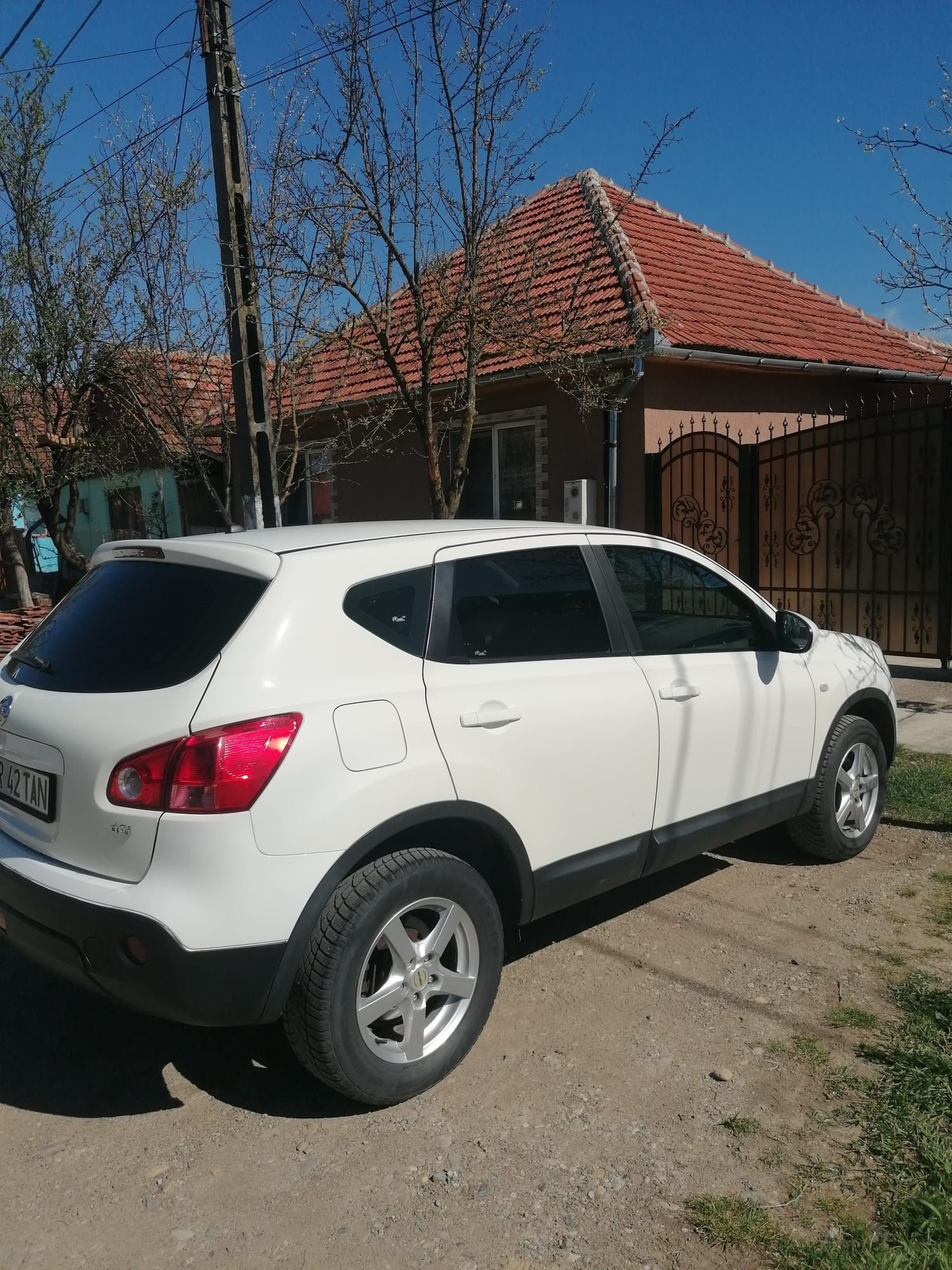 Masina Nisan  oashqai